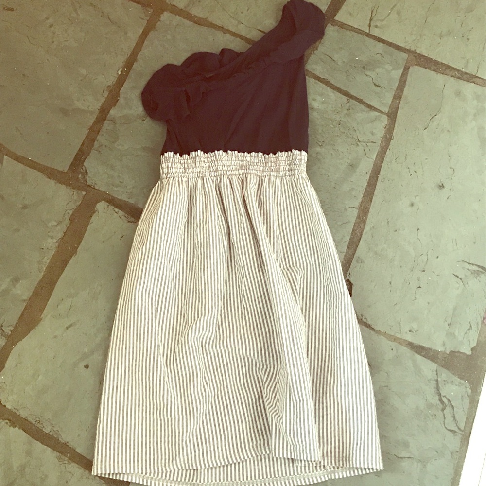 One shoulder sundress